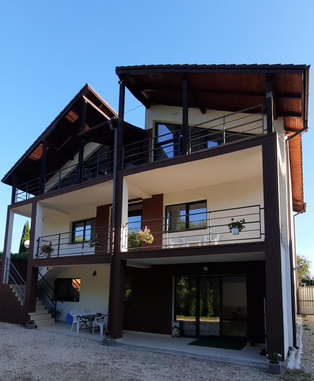 Vila Emma Rîşnov 外观 照片
